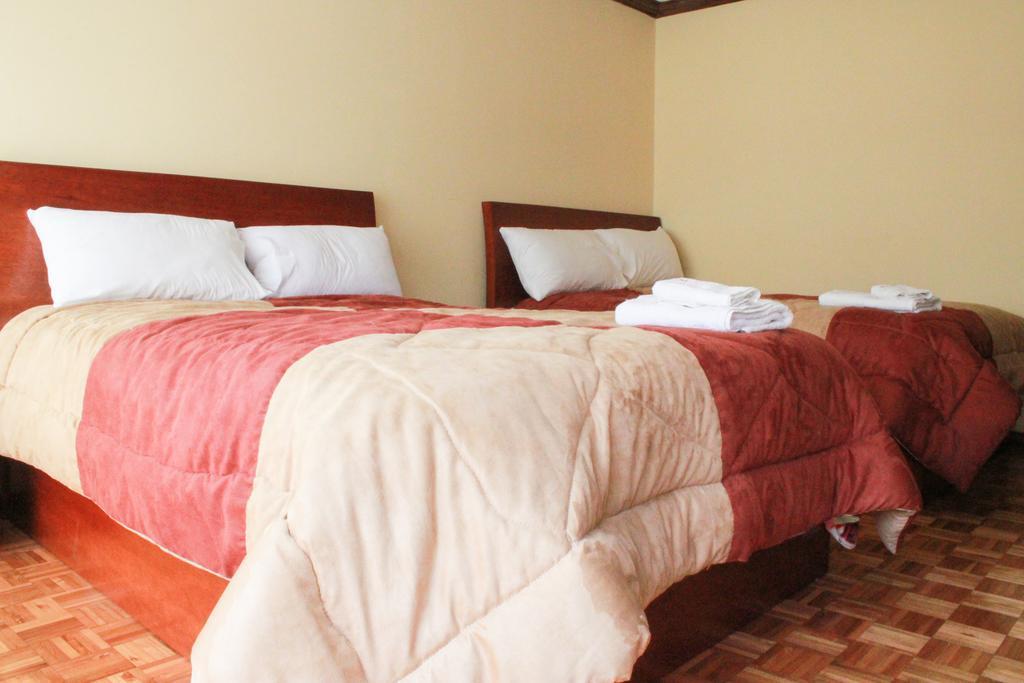 Hotel Villa Lafayette Quito Room photo