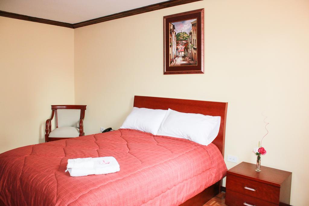 Hotel Villa Lafayette Quito Room photo